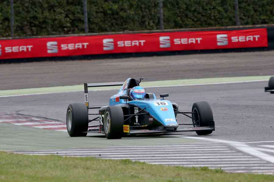 Motorsport formula arjun maini alessio lorandi twitter facebook news teams photos gp3 2017 grand prix