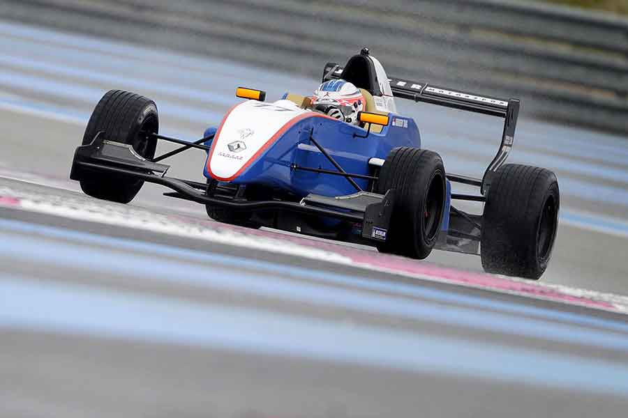 Motorsport Formula Renault news teams photos arjun maini alessio lorandi twitter grand prix share