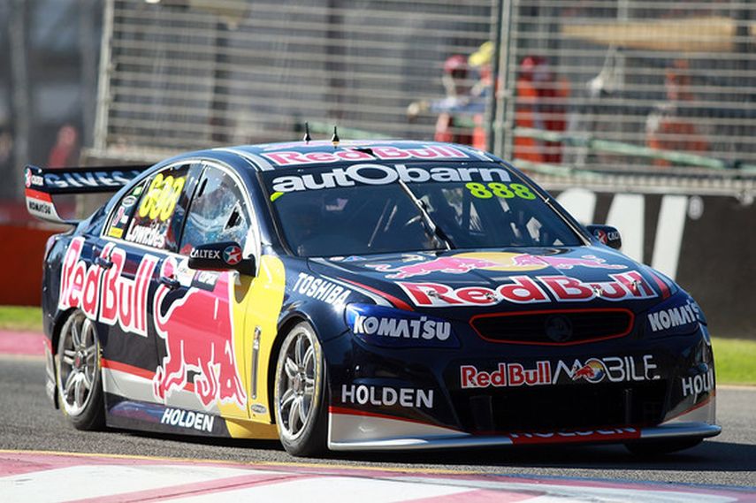 Holden VF Commodore in 2013, Craig Lowndes wins Clipsal 500