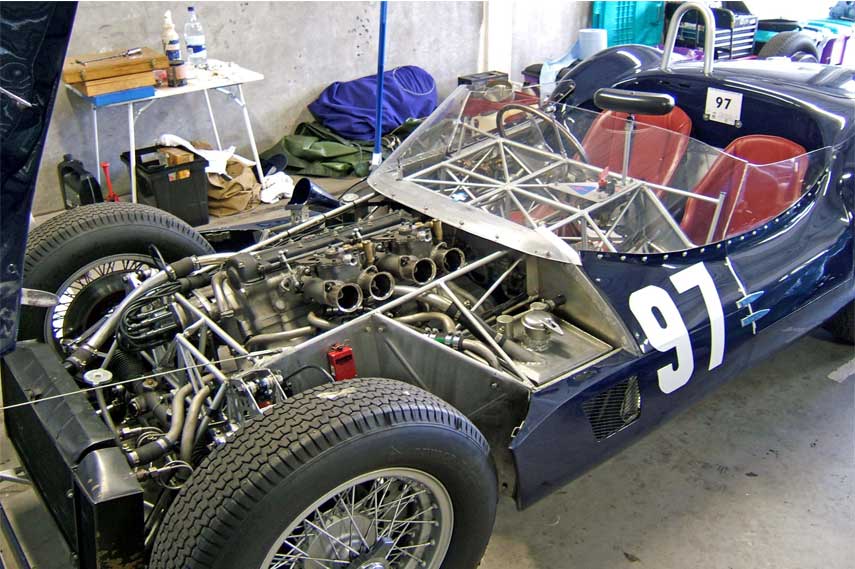 Maserati tipo 61, engine frame, unique chassis design cars engine 
