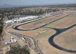 Queensland Raceway aka Paperclip