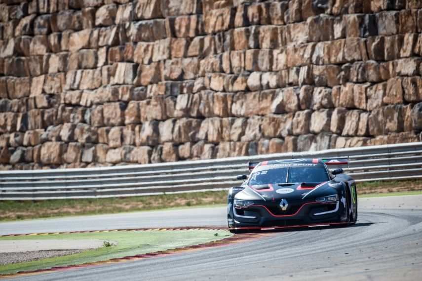 Renault Sport Trophy Aragon Lewis Williamson