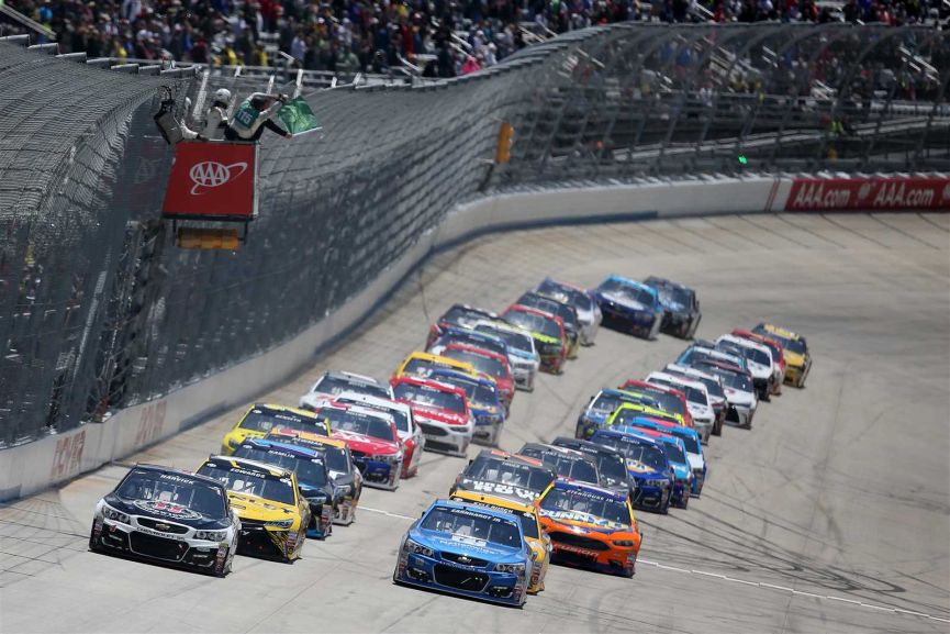 2016 NASCAR Sprint Cup Series, AAA 400 Drive for Autism, Dover