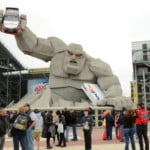 Dover International Speedway, Monster Monument