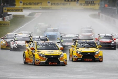 WTCC Russia, two wins for Lada
