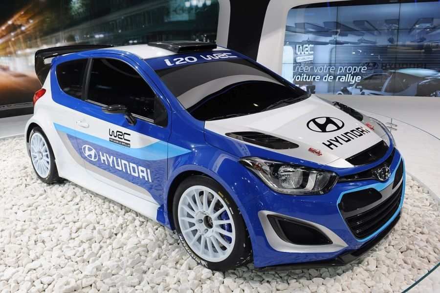 Hyundai i20 wrc prototype, sideview at 2012 Paris Motor Show