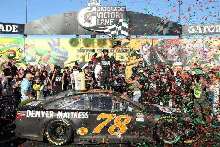 Martin Truex,TMNT 400 Chicagoland