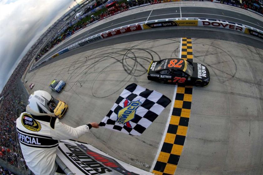 Martin Truex Jr, Dover