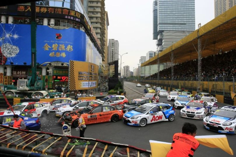 Lisboa Bend, Guia Circuit, WTCC race, trafic jam