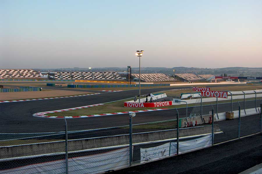 Magny-Cours circuit racing