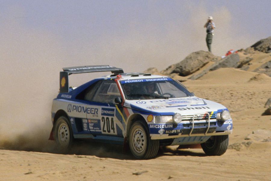 Peugeot 405 Turbo 16 at Paris - Dakar Rally