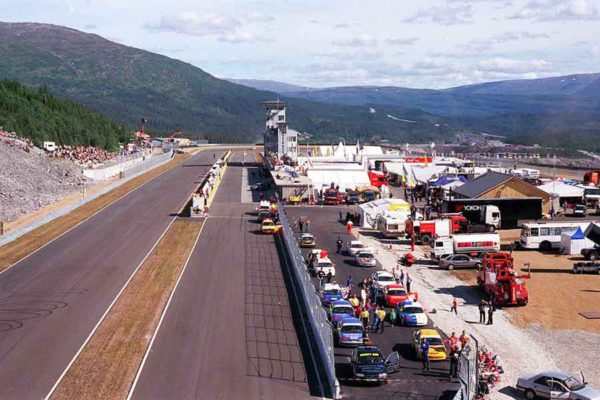 Arctic Circle Raceway - Godforsaken but Marvelous in its Wilderness