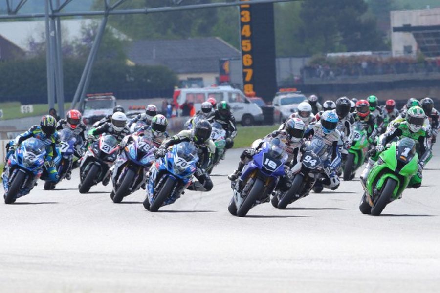 World motorcycle championship at Nogaro Nogaro, French Superbike