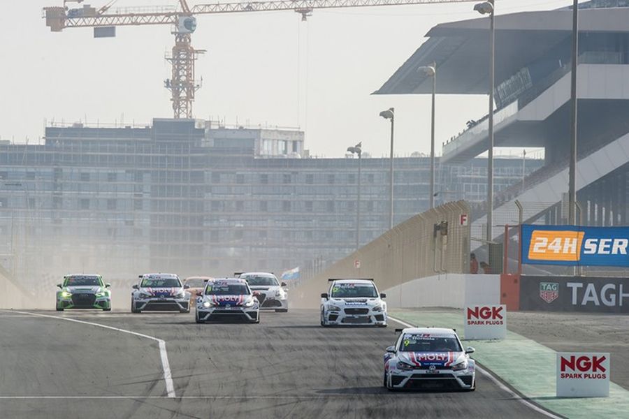TCR Middle East Series at Dubai Autodrome