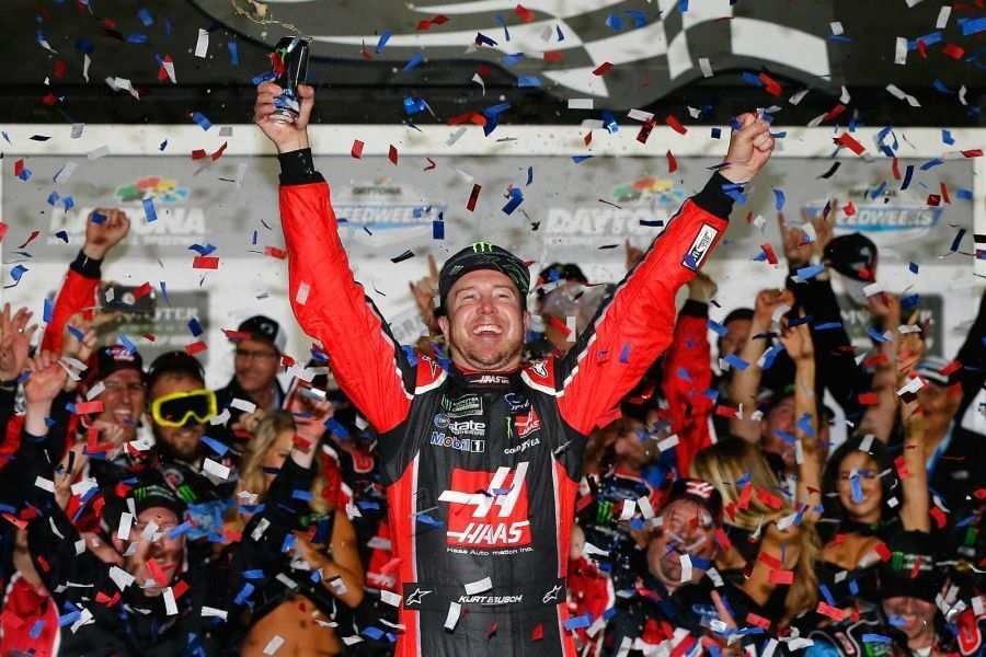 Kurt Busch wins 2017 Daytona 500