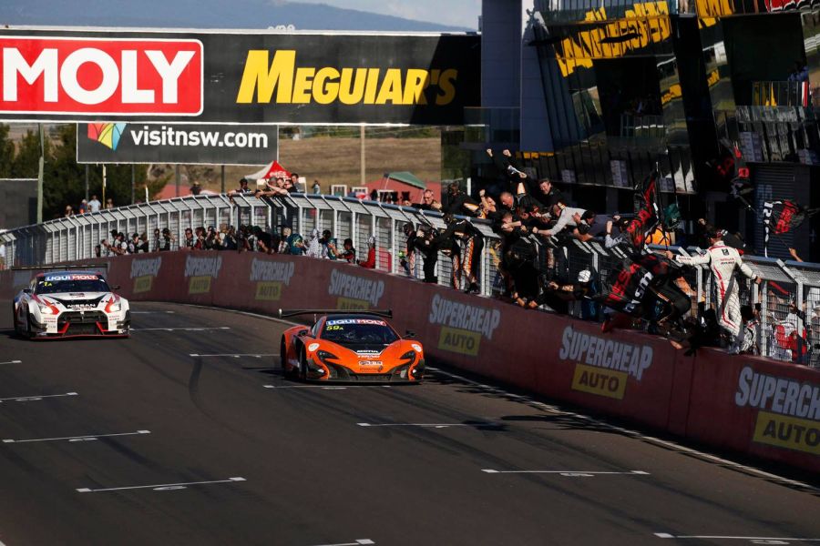 2016 Bathurst 12 Hour: Tekno Autosports' McLaren in front of Nismo GT-R