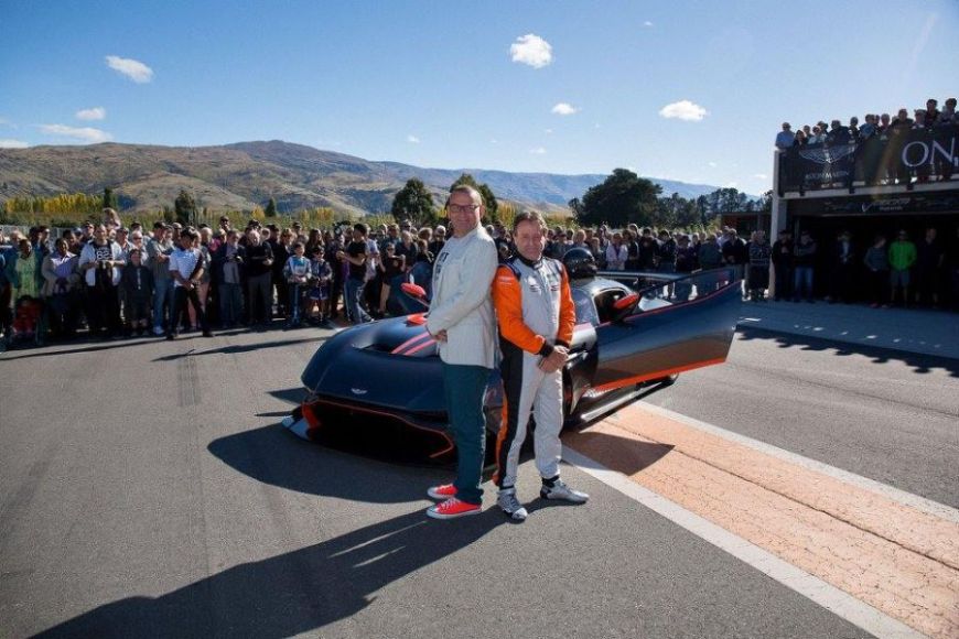 Highlands Motorsport Park, Aston Martin Vulcan on track Aston Martin Vulcan came to Highlands in 2016