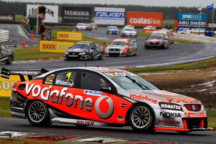 Jamie Whincup, Symmons Plains, 2011