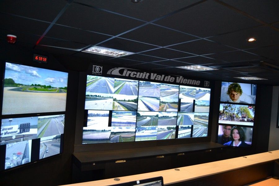 Control tower video room Circuit du Val de Vienne, video room, control tower