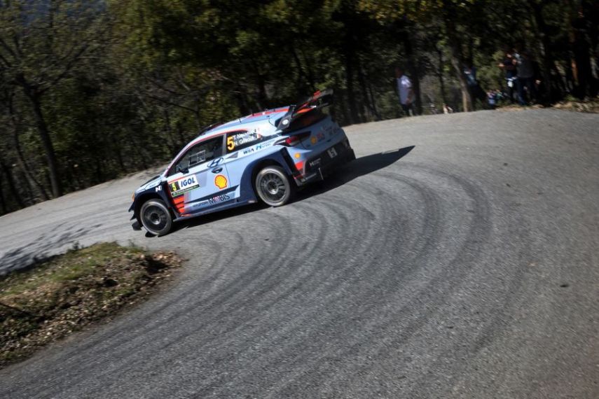 Thierry Neuville at 2017 Tour de Corse