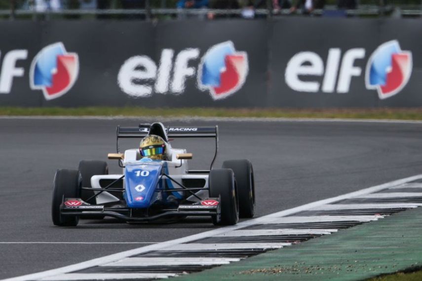 Robert Shwartzman wins at Silverstone