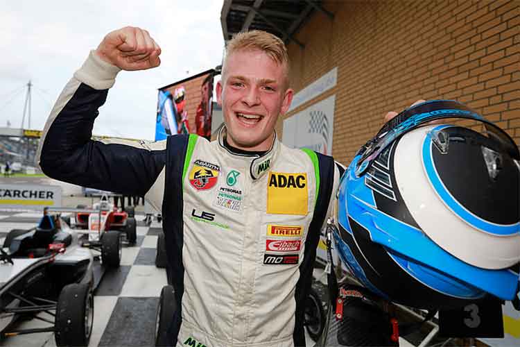Jualian Hanses ADAC Formel 4