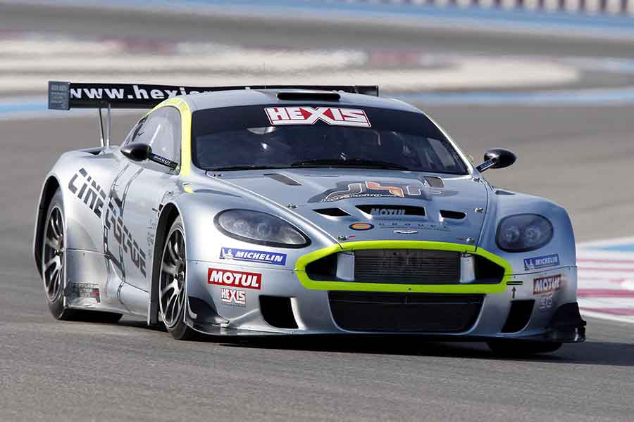 Aston Martin DBRS9 racing
