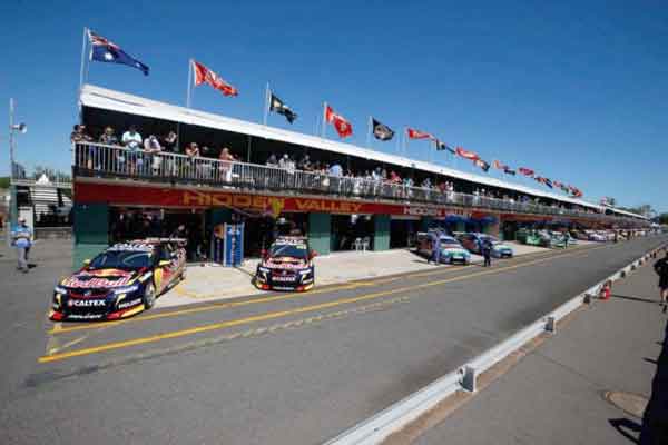 Hidden Valley Raceway pitlane