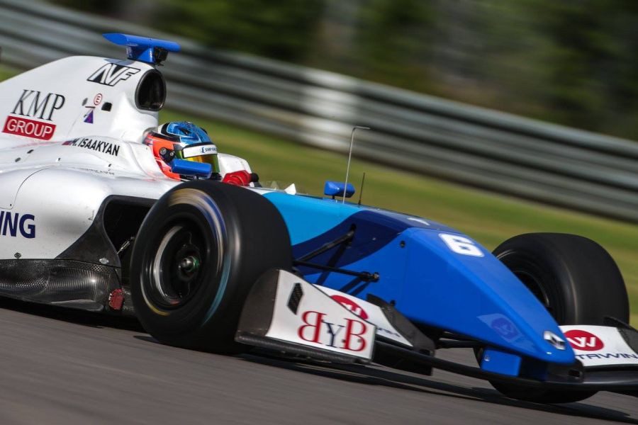 Matevos Isaakyan, Formula V8 Nurburgring