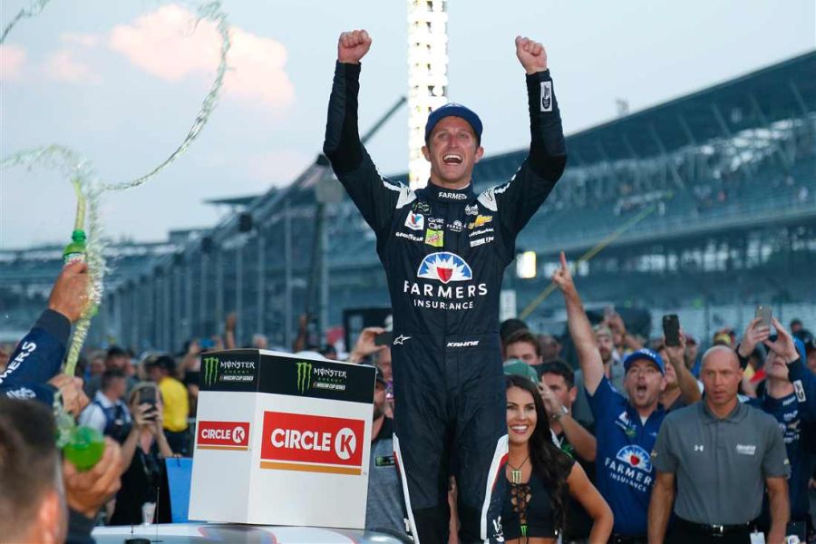 Kasey Kahne wins Brickyard 400