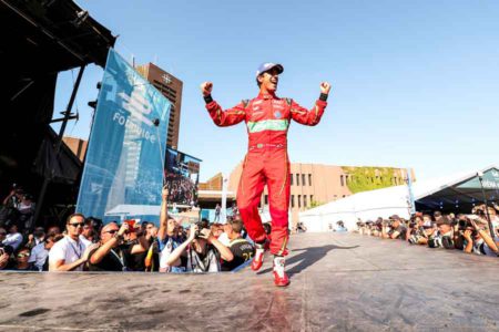 Lucas di Grassi 2017 champion formula e