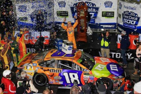 Kyle Busch wins at Martinsville Speedway