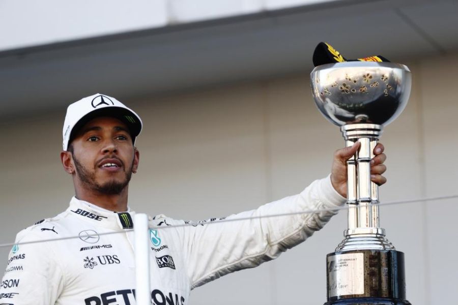 Lewis Hamilton wins the 2017 Japanese Grand Prix