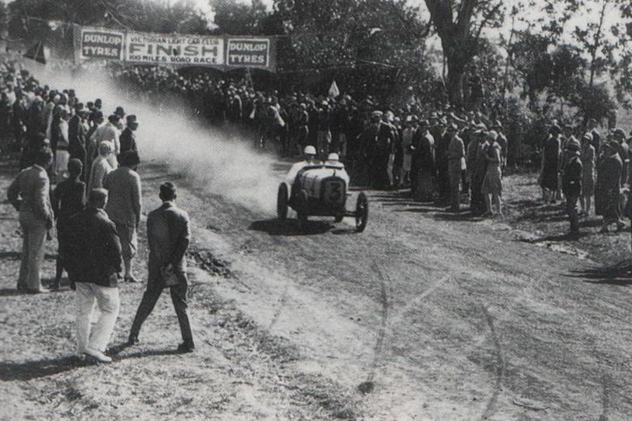Arthur Waite won the 1928 Australian Grand Pix (100 Mile Road Race)