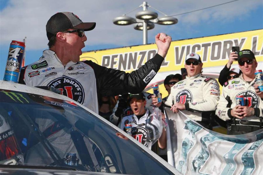 Kevin Harvick wins at Las Vegas