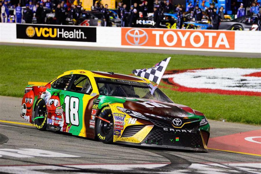 Kyle Busch wins at Richmond