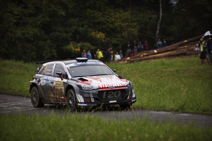 Dani Sordo in the #5 Hyundai i20 R5