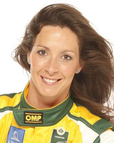 Ágnes Bánki racing