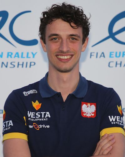 Aron Domzala