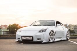 Expert Review: Nissan 350Z vs. 370Z