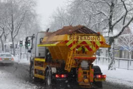 Auto Talk: Who is Responsible for Gritting Roads in the UK? 