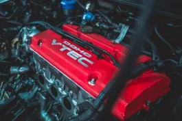 How to Clean a Diesel Engine Like a Pro